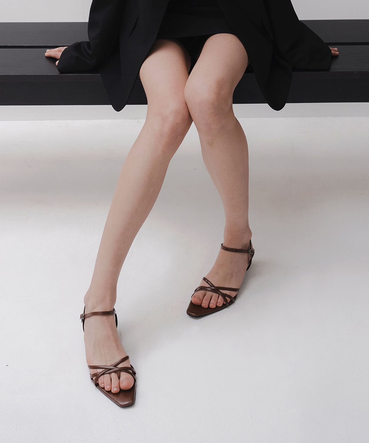 키에레이(CHIELEI) MARGOT STRAP SANDAL [C4S10BR]