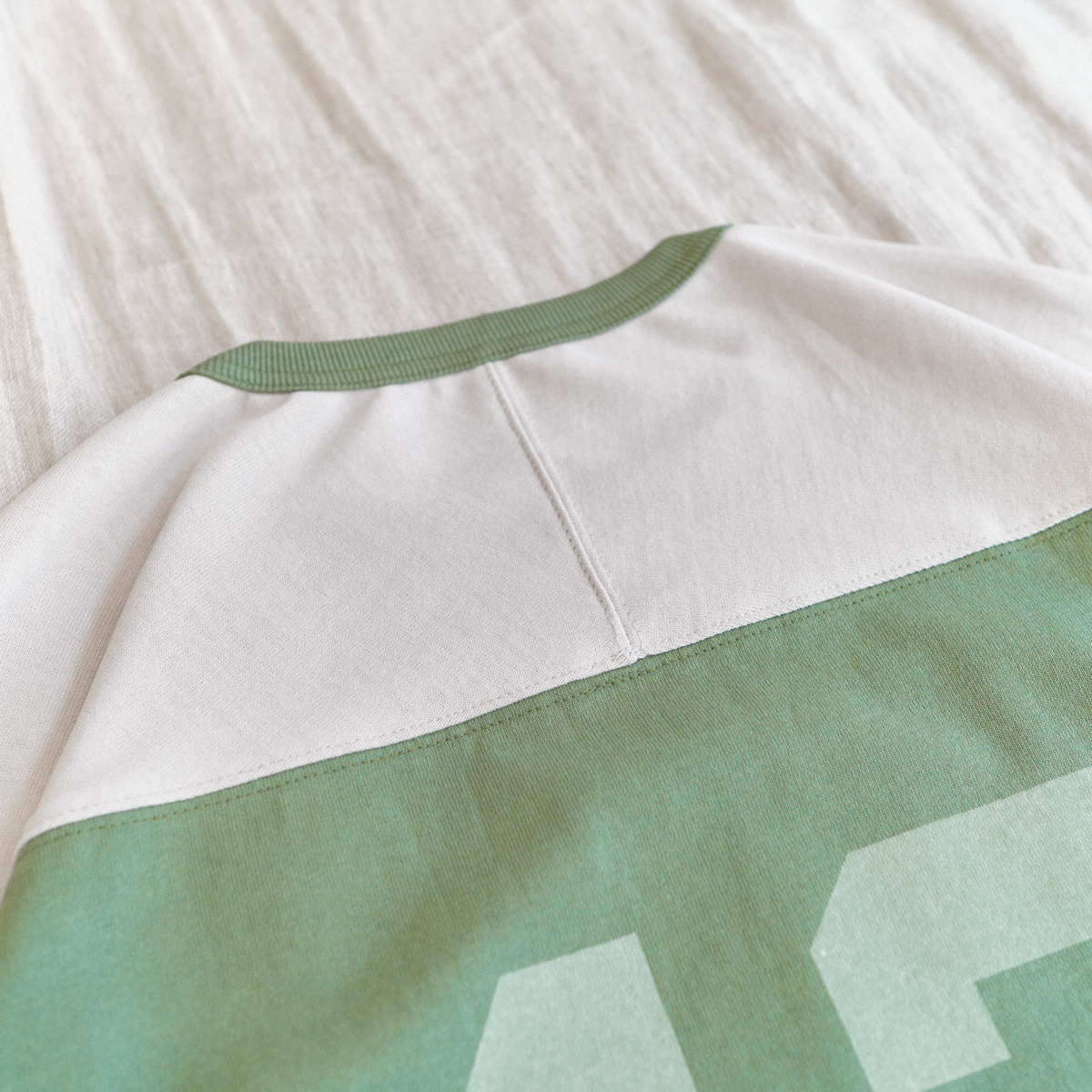 본로우(BONRROW) Football Tee_Green