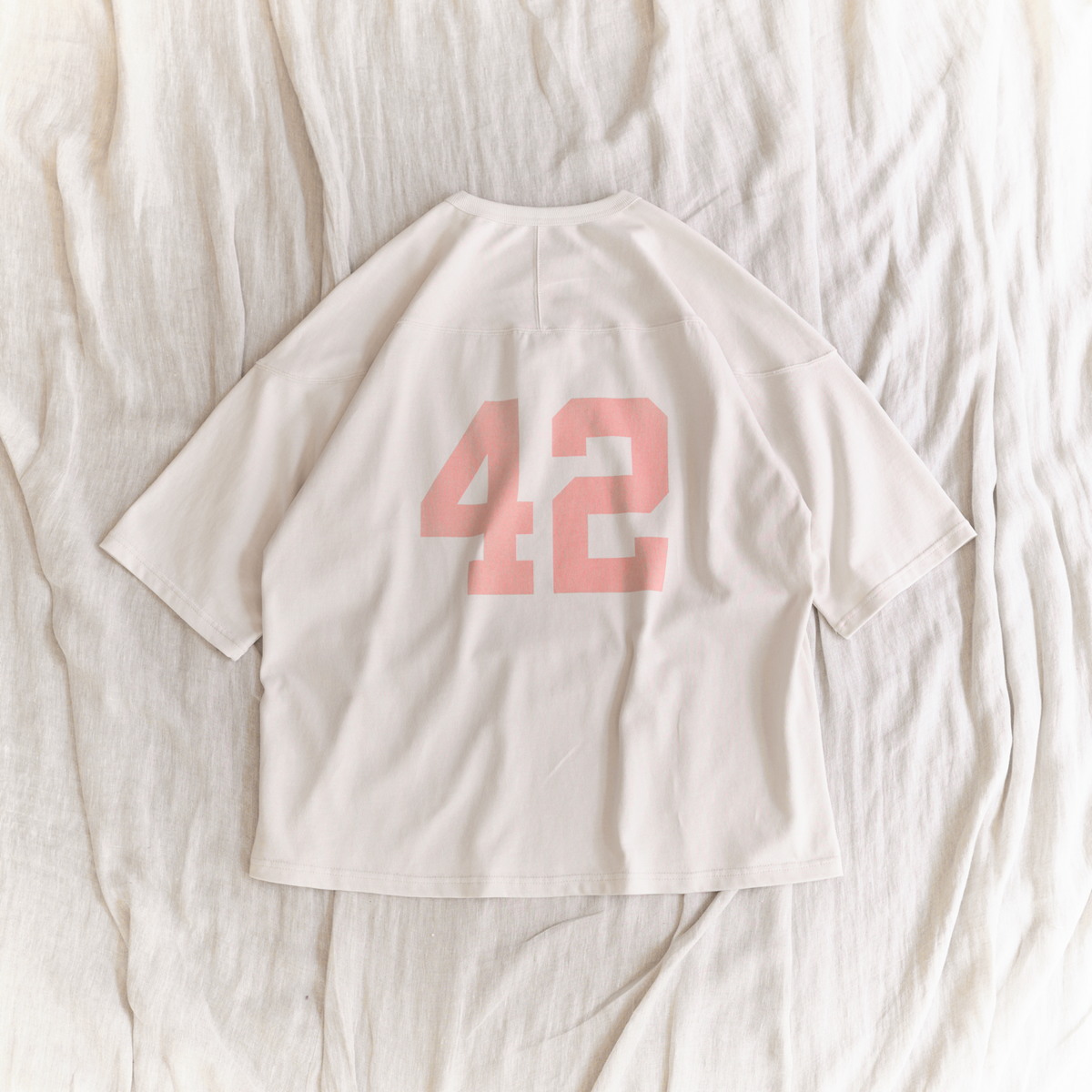 본로우(BONRROW) Football Tee_Ivory