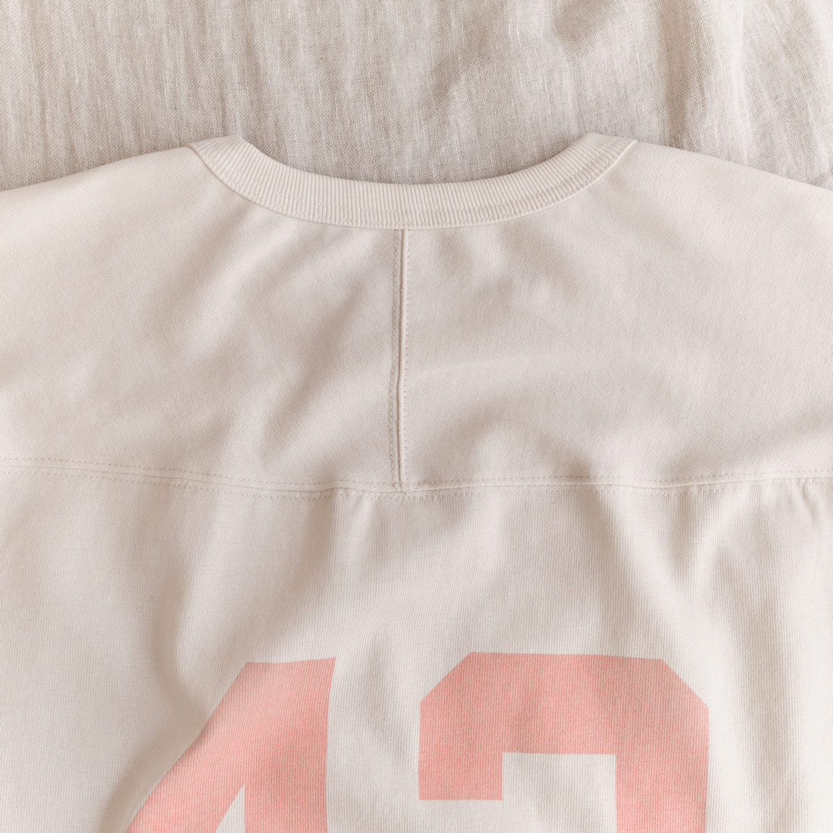 본로우(BONRROW) Football Tee_Ivory