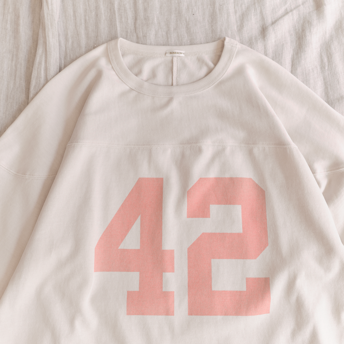 본로우(BONRROW) Football Tee_Ivory