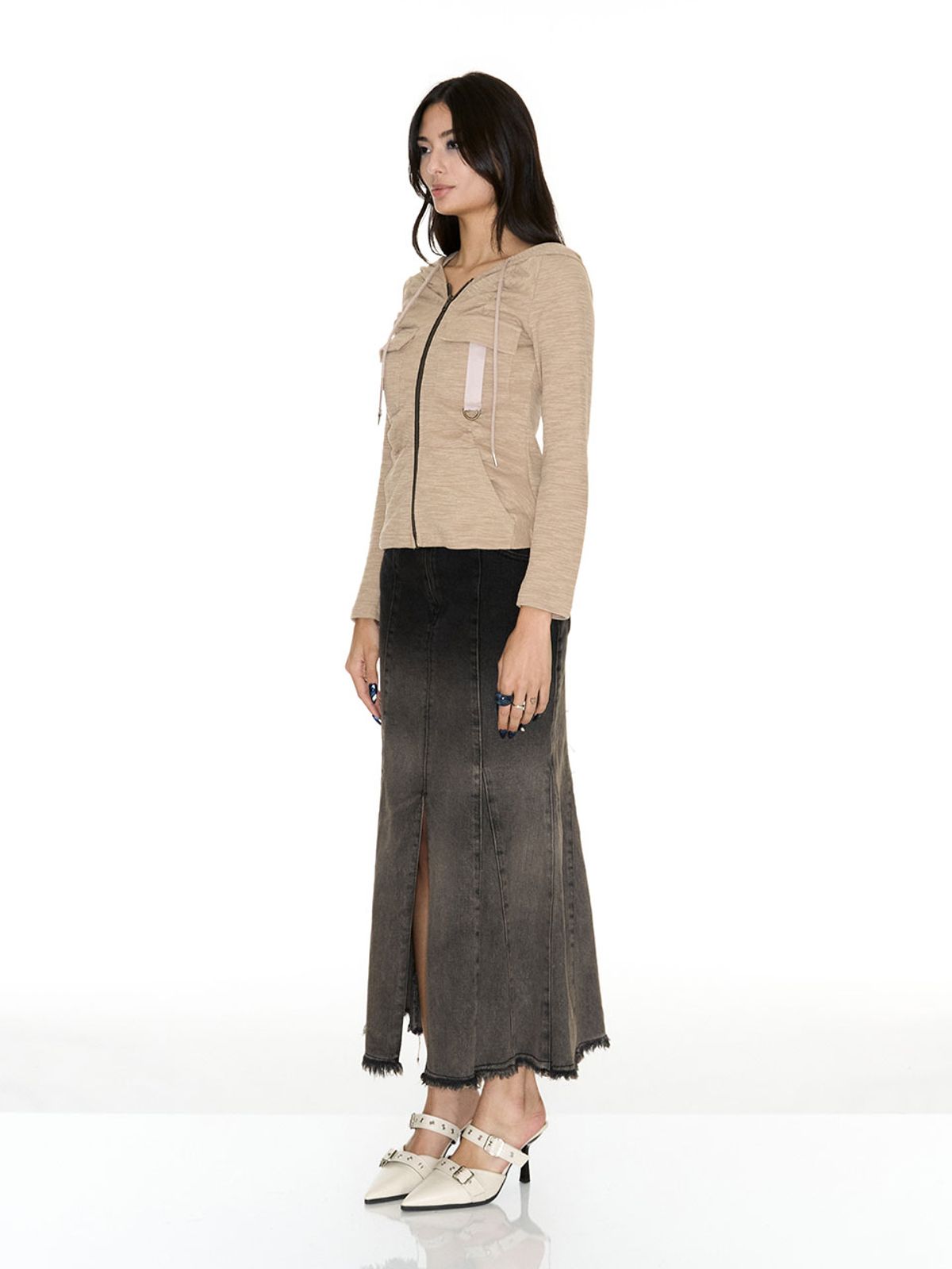 쎄쎄쎄(SETSETSET) SHIRRING CARGO HOOD ZIP-UP BEIGE