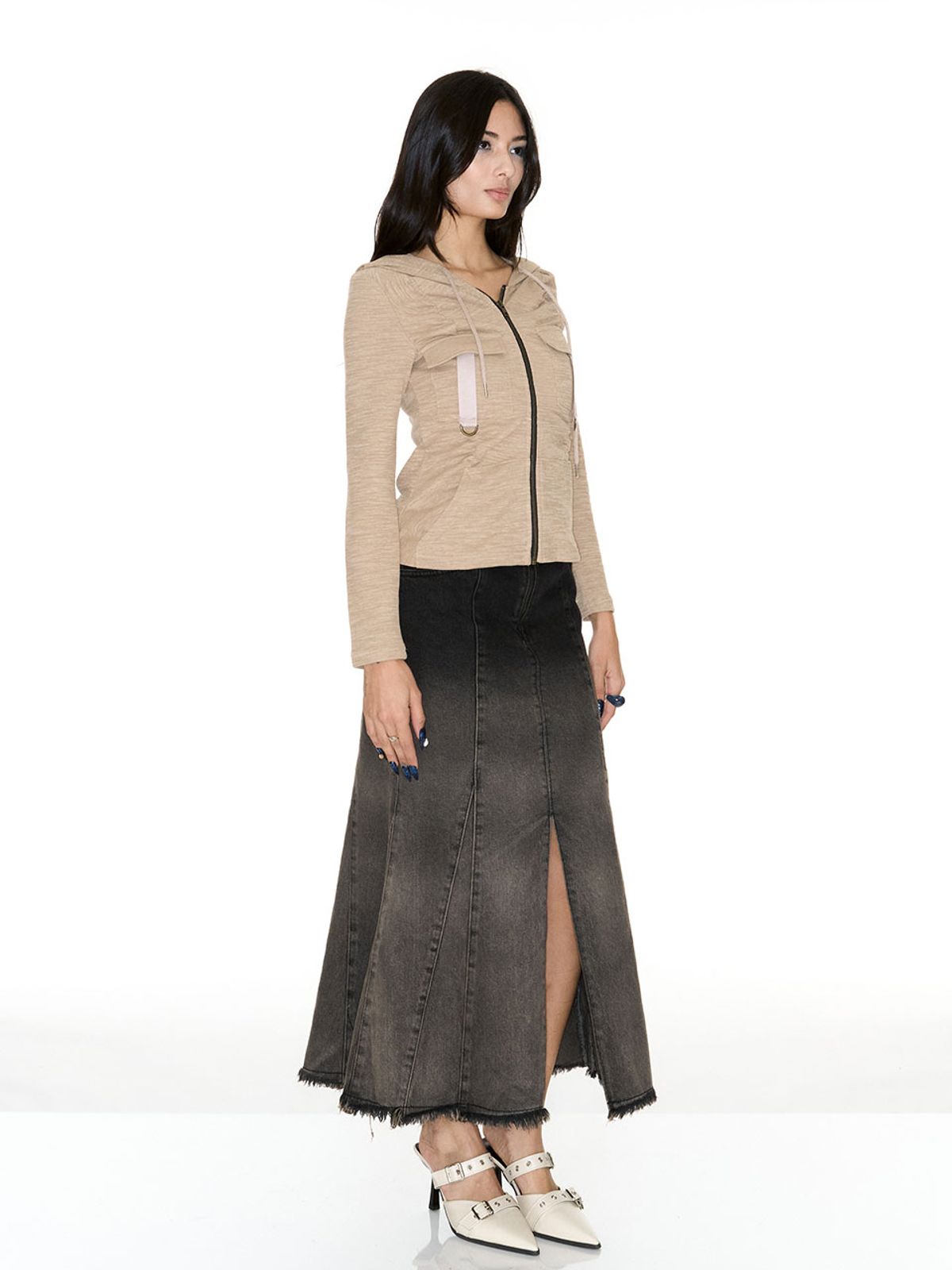 쎄쎄쎄(SETSETSET) SHIRRING CARGO HOOD ZIP-UP BEIGE