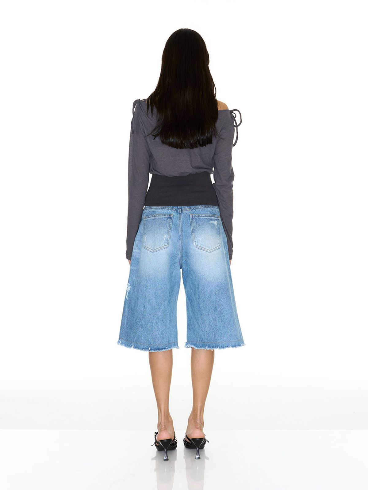 쎄쎄쎄(SETSETSET) LAVIGNE OFF-SHOULDER SHIRRING TOP CHARCOAL