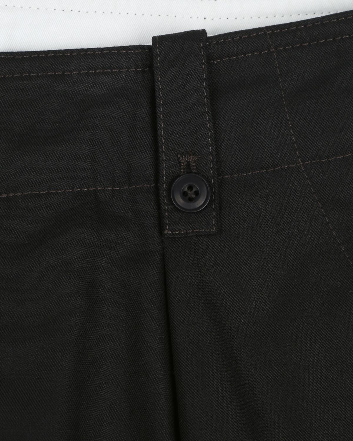 비슬로우(BESLOW) MILITARY ONE TUCK SHORTS BLACK