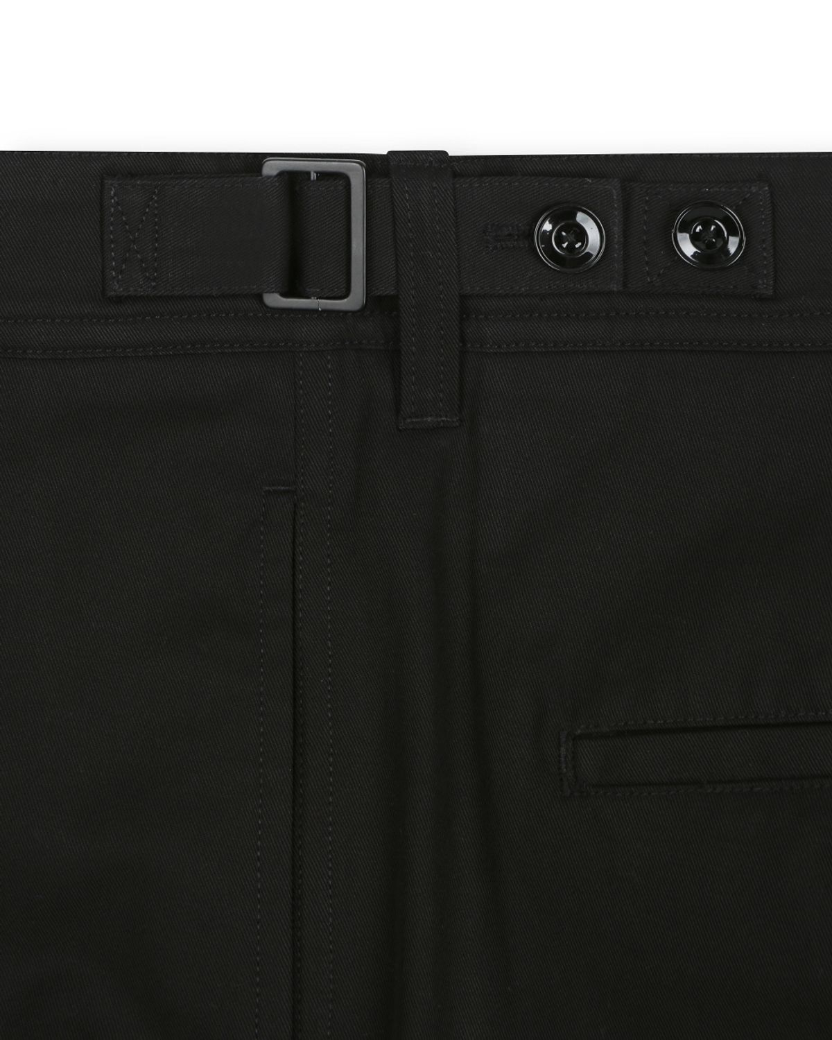 비슬로우(BESLOW) HERITAGE TWO TUCK PANTS BLACK