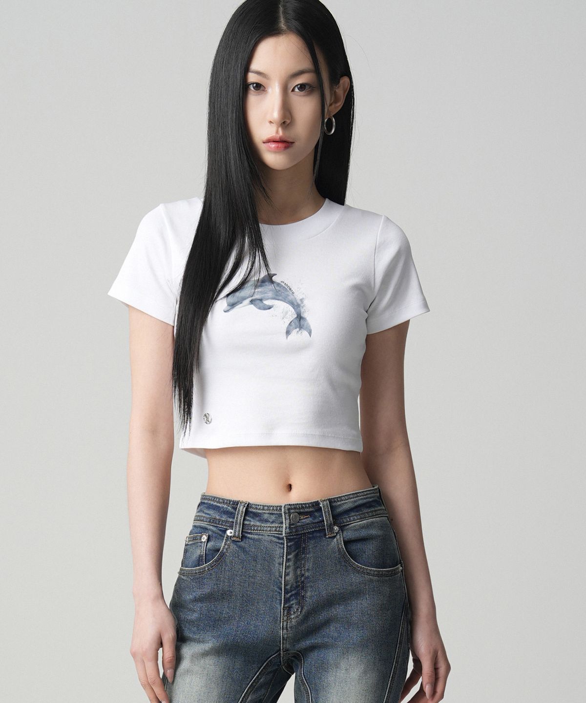 어반드레스(AVANDRESS) Dolphin Crop T-shirt - 3COL