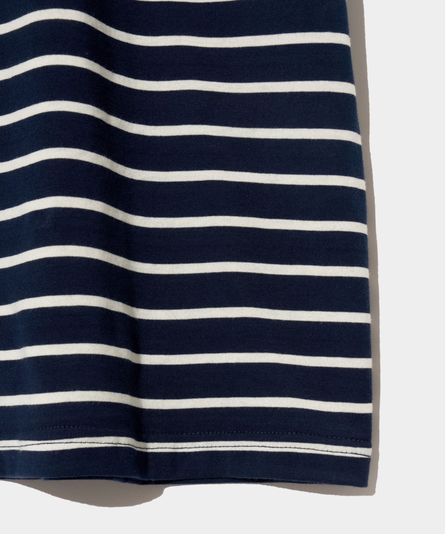 MUSINSA | SATUR All-Day Cotton Stripe Short-Sleeved T-Shirt