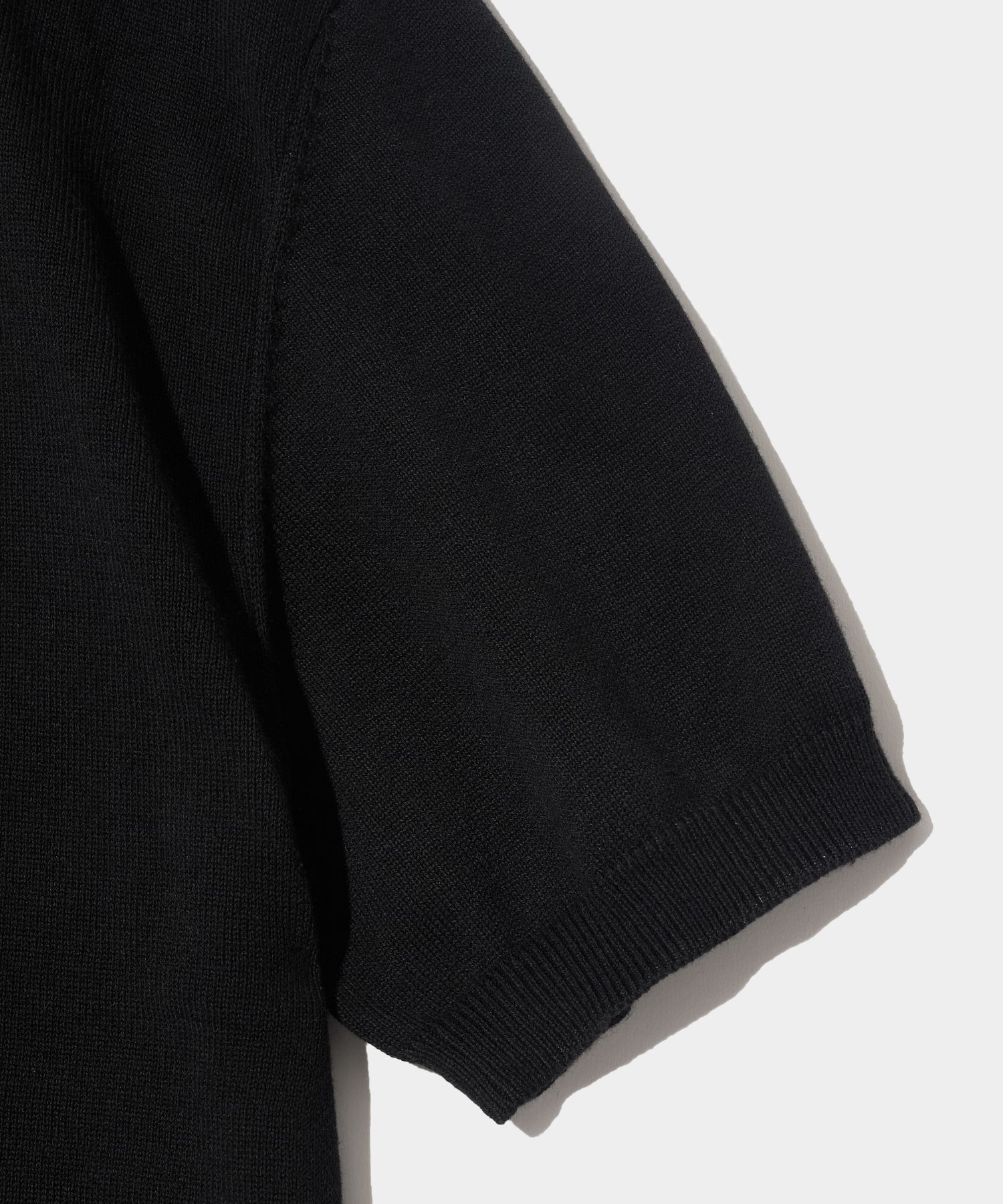 ジャケット [SATUR] (W) CLASSIC CREWNECK HALF KNIT SATUR | (W) Classic Crew Neck Half Knit | Yeogi kr | 韓國
