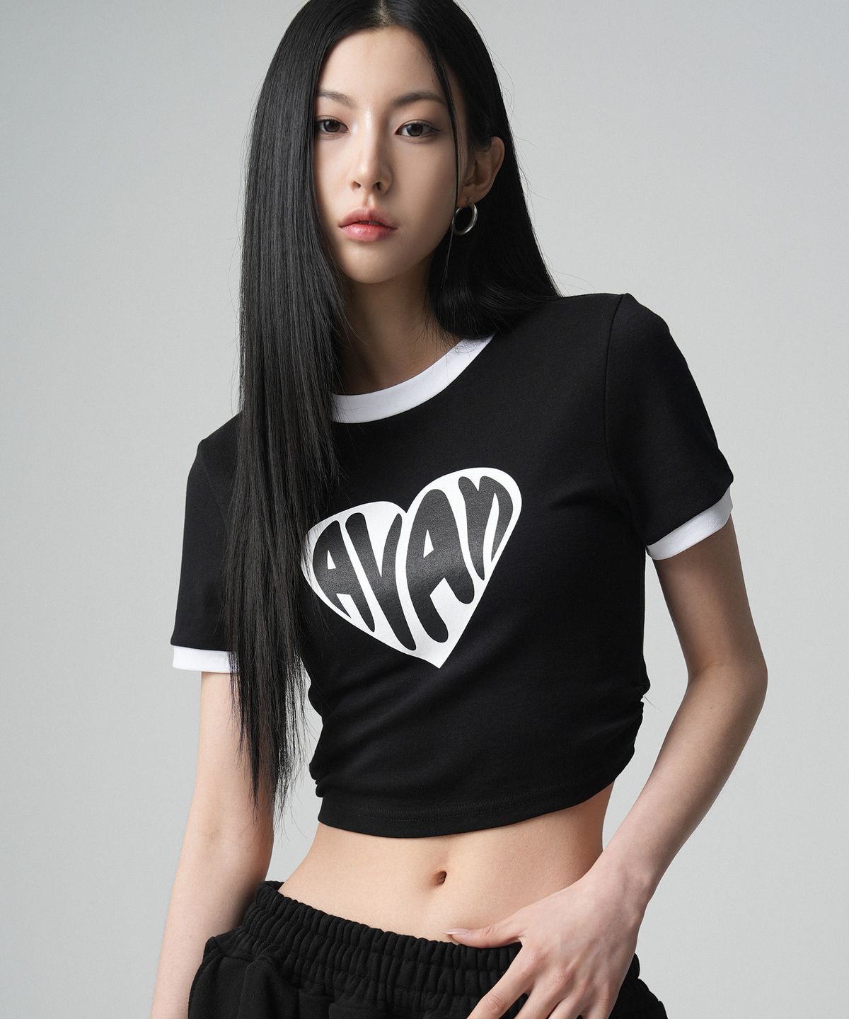 어반드레스(AVANDRESS) Van Heart Short Sleeve - 4COL
