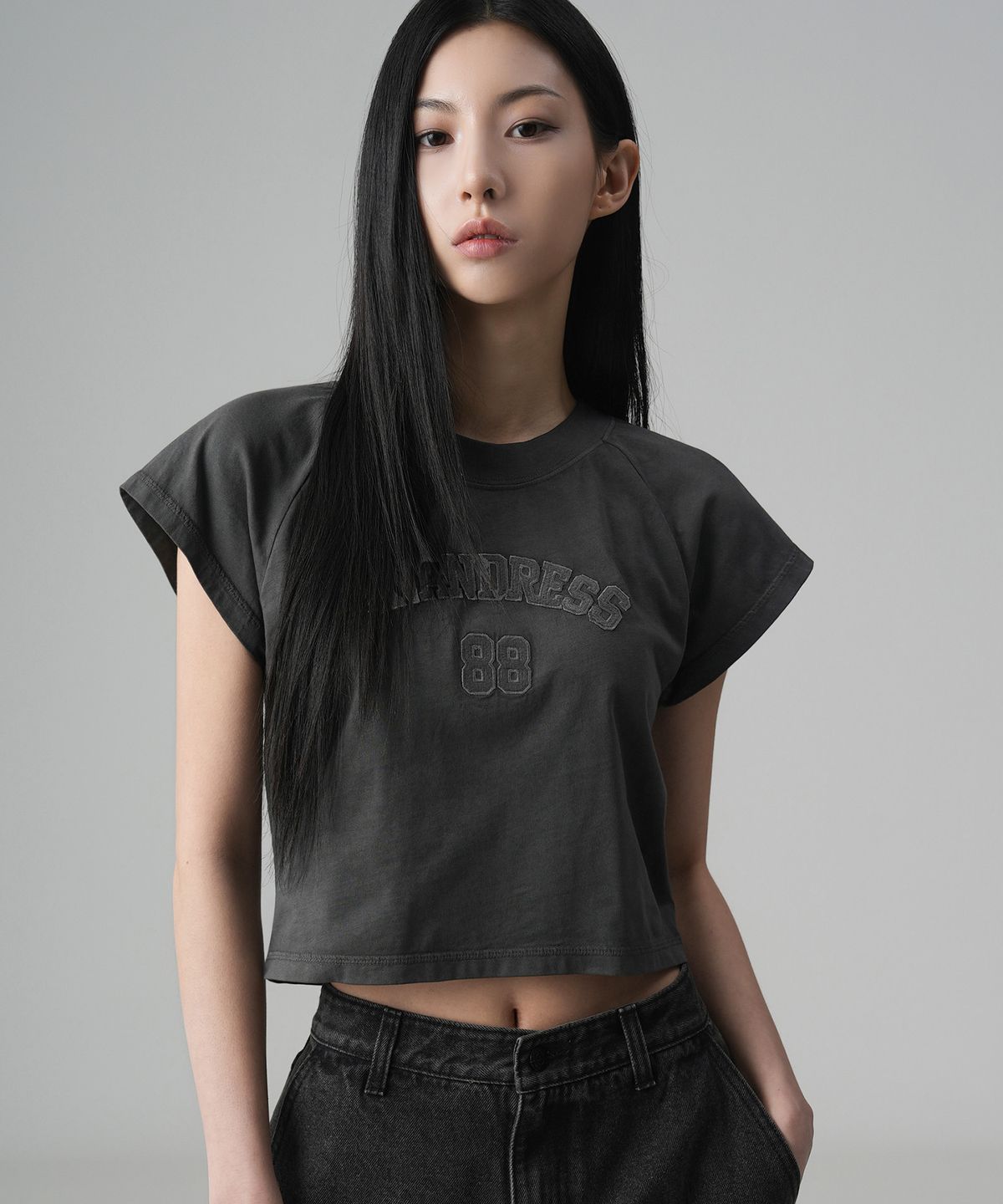 어반드레스(AVANDRESS) Zoe88 Tee - 4COL
