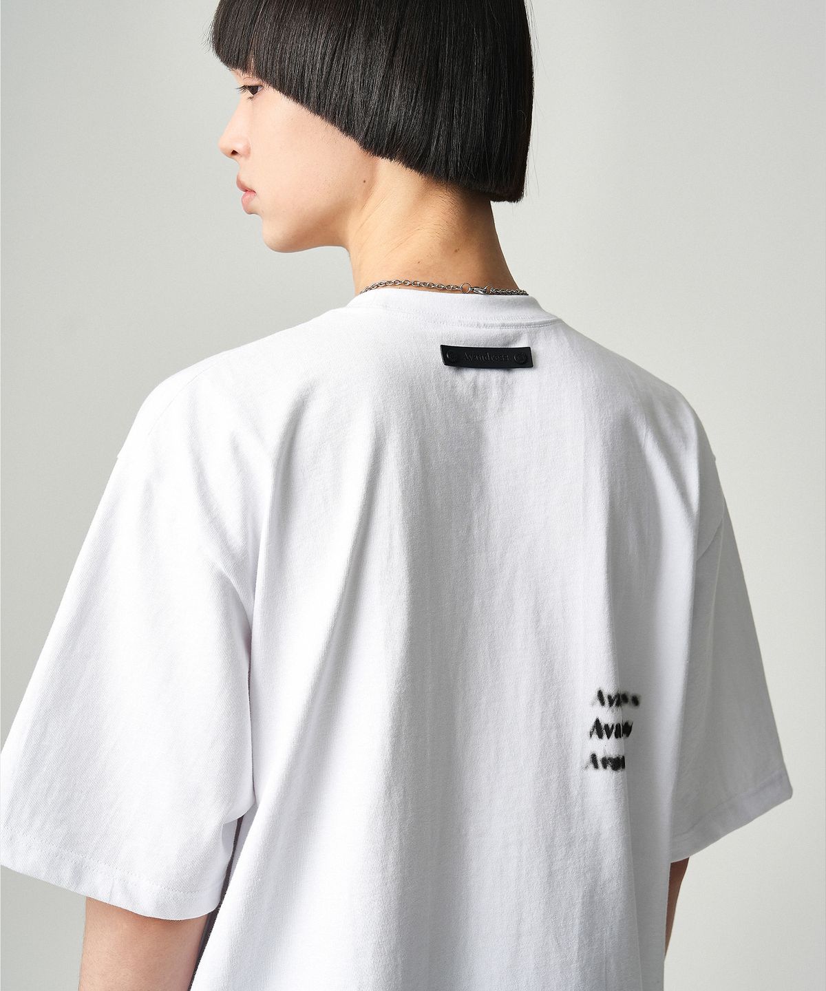 어반드레스(AVANDRESS) Backdress T-shirt - 4COL