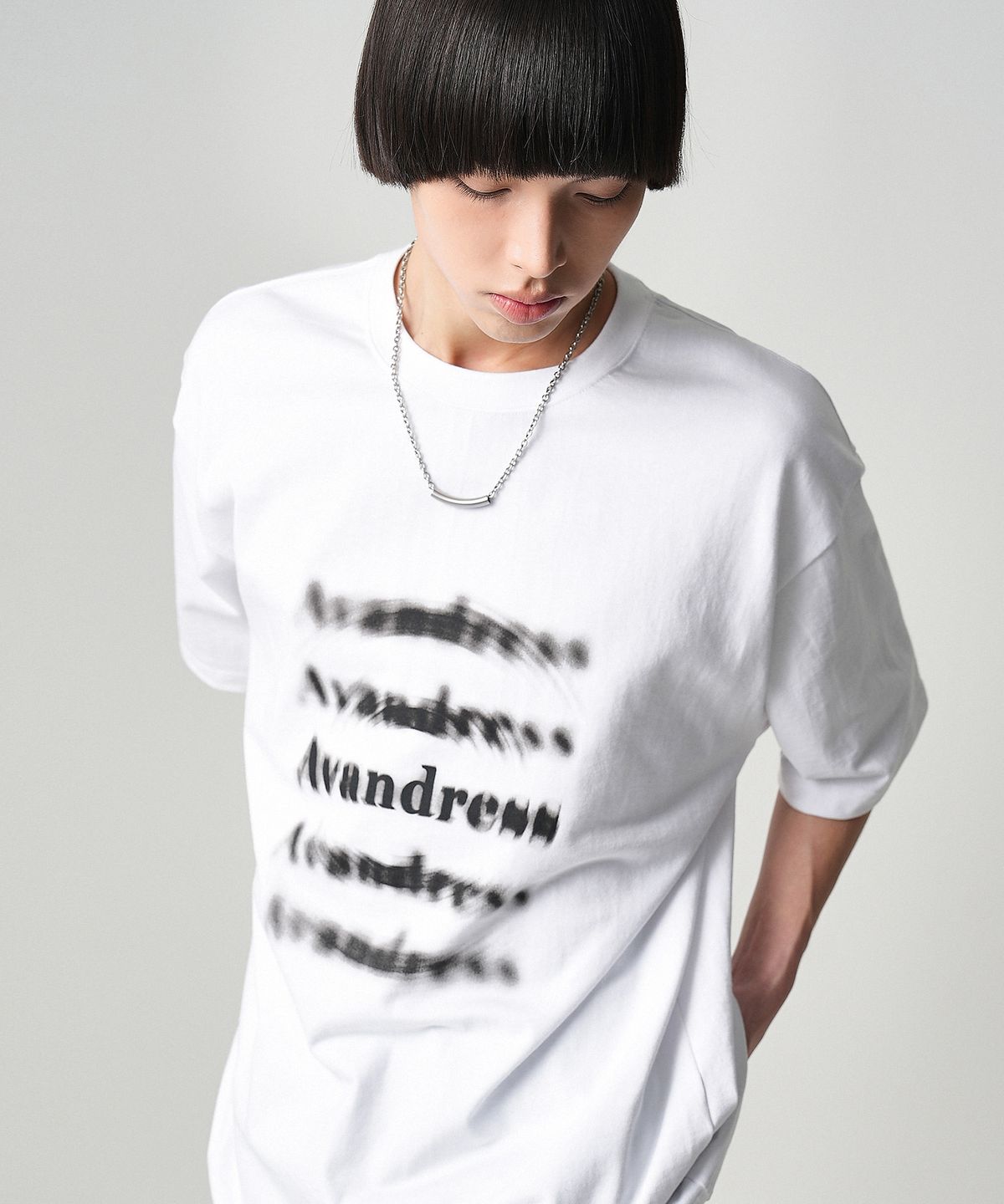 어반드레스(AVANDRESS) Backdress T-shirt - 4COL
