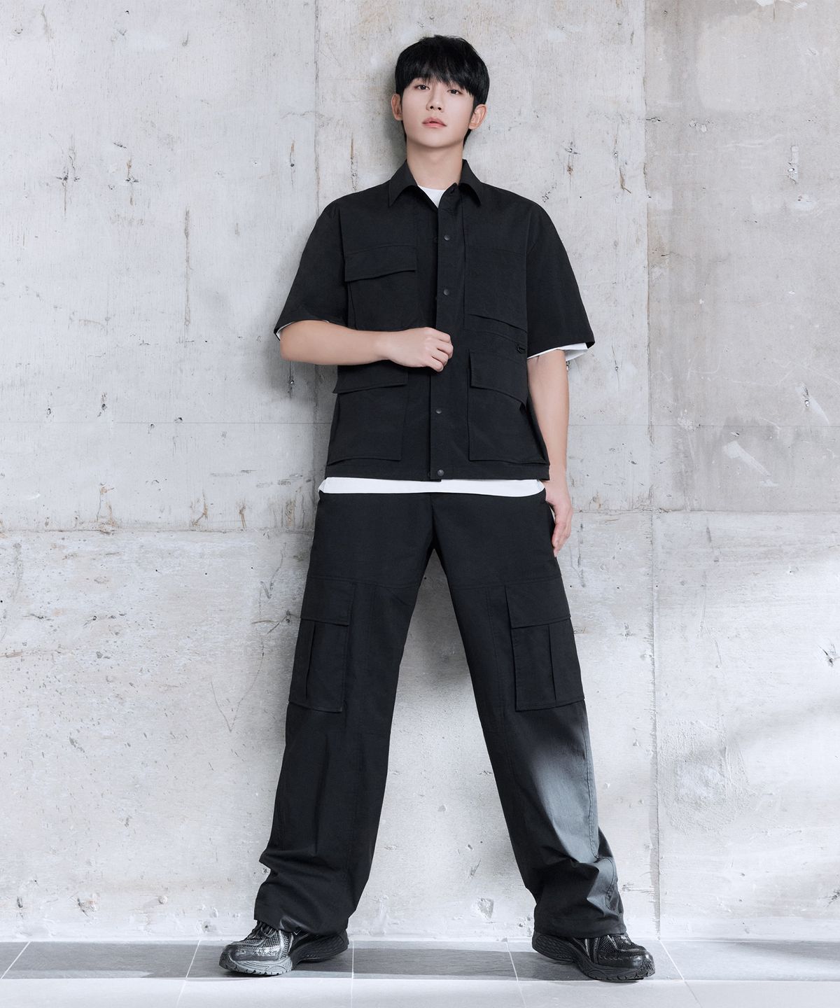 마인드브릿지(MINDBRIDGE) 아웃포켓반팔셔켓 - 2color MYWS3141