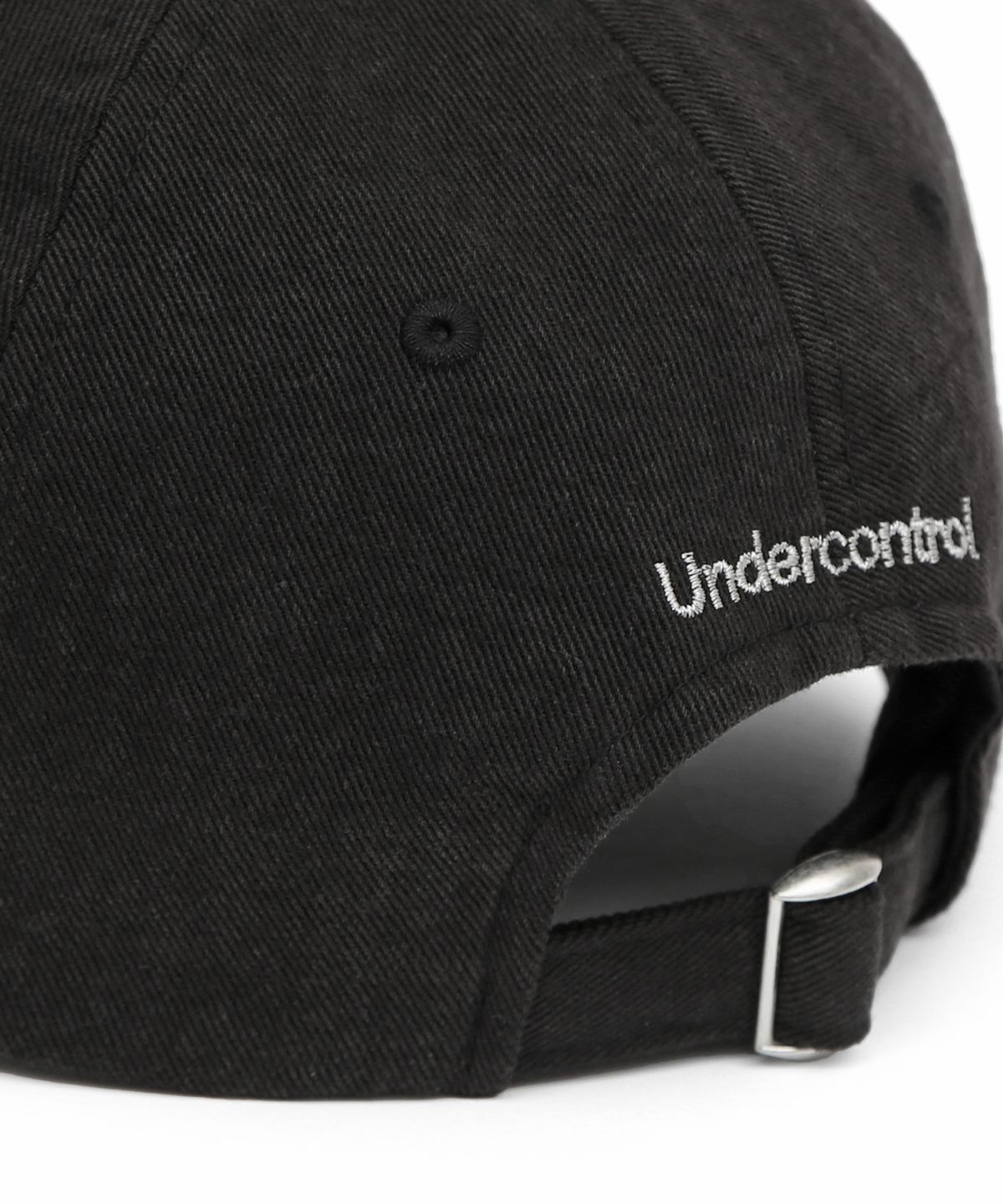 언더컨트롤(UNDERCONTROL) 사계절 코튼 로고 자수 베이직 소프트탑 남녀공용 볼캡 UC / WASHED B B / BLACK