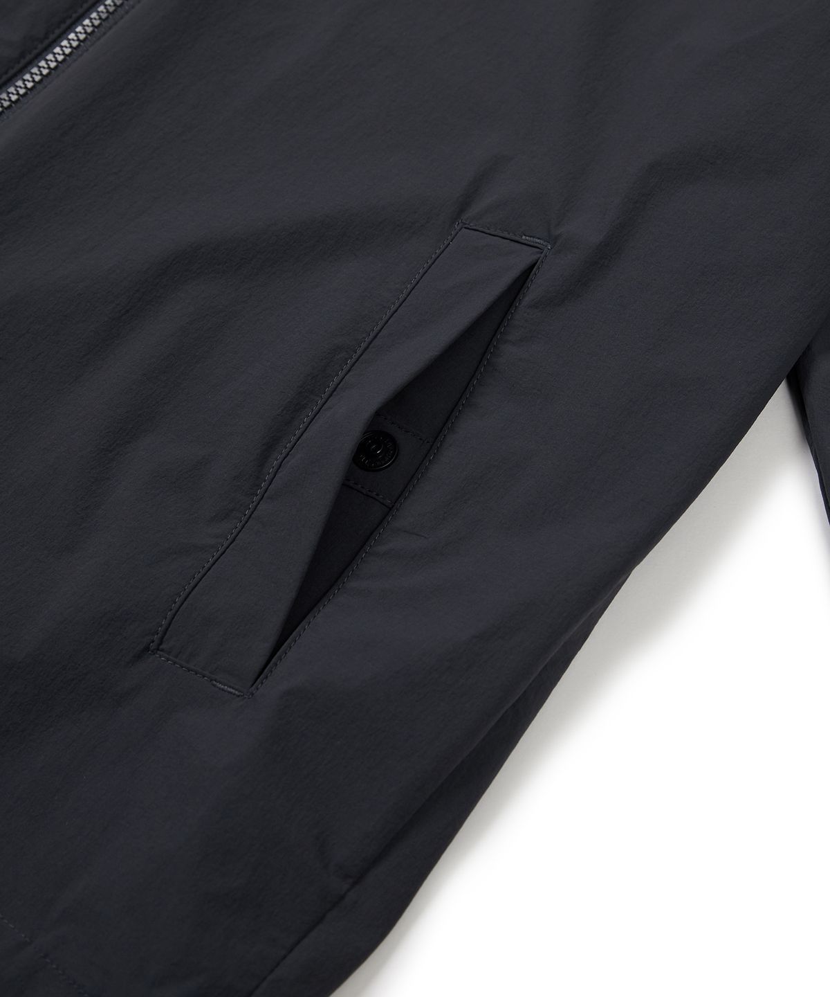 스노우피크 어패럴(SNOWPEAK APPAREL) 씬테크 우븐 스탠드넥 바람막이 Charcoal Navy (S24MMSWB34)