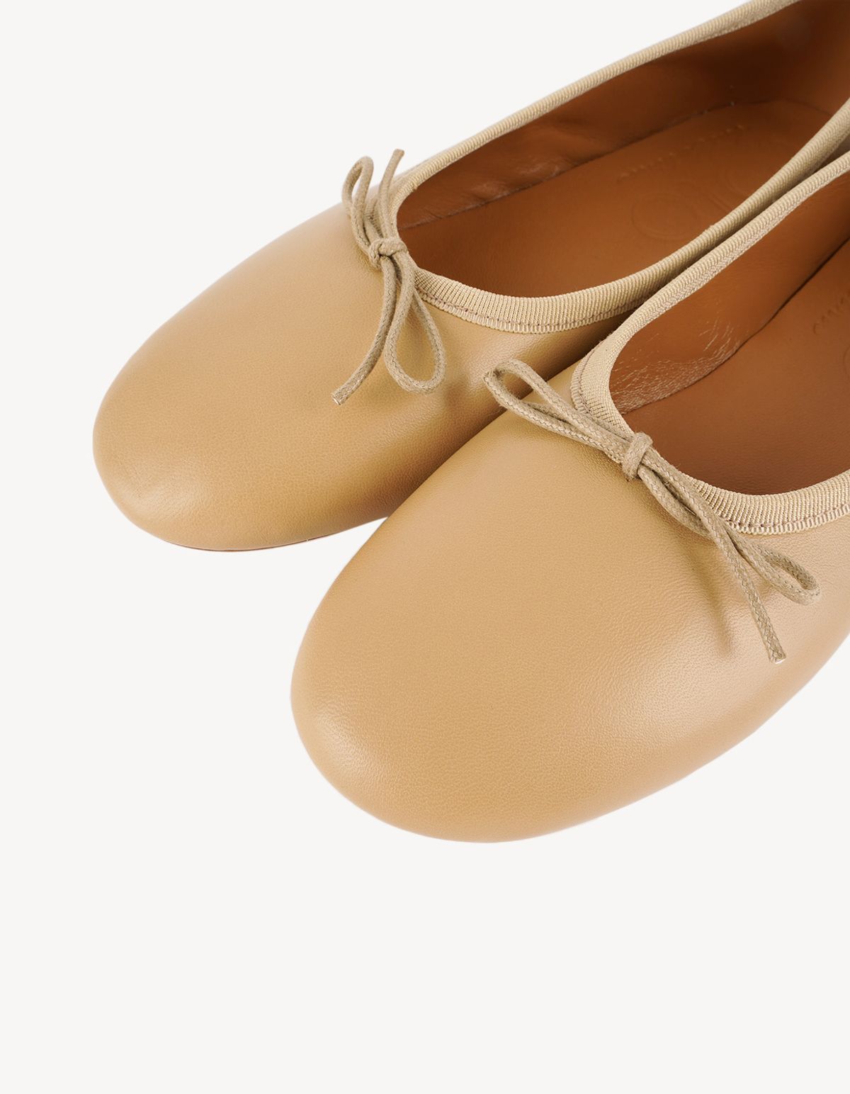 로로 발레리나(LOLOBALLERINA) 볼케이노 발레리나 Nappa Caffe Latte
