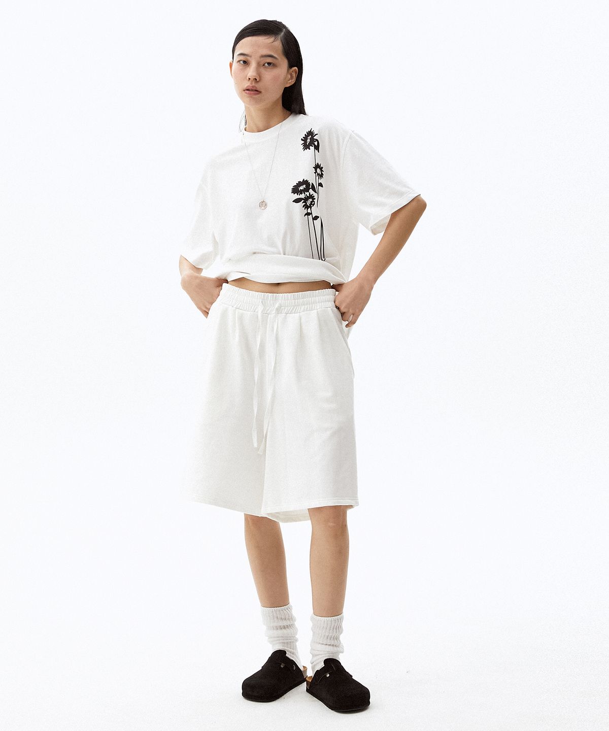 하이투(HYIIⁿ) UNISEX 칼라블럭 웨이스트밴드 스웻쇼츠 [오프 화이트]