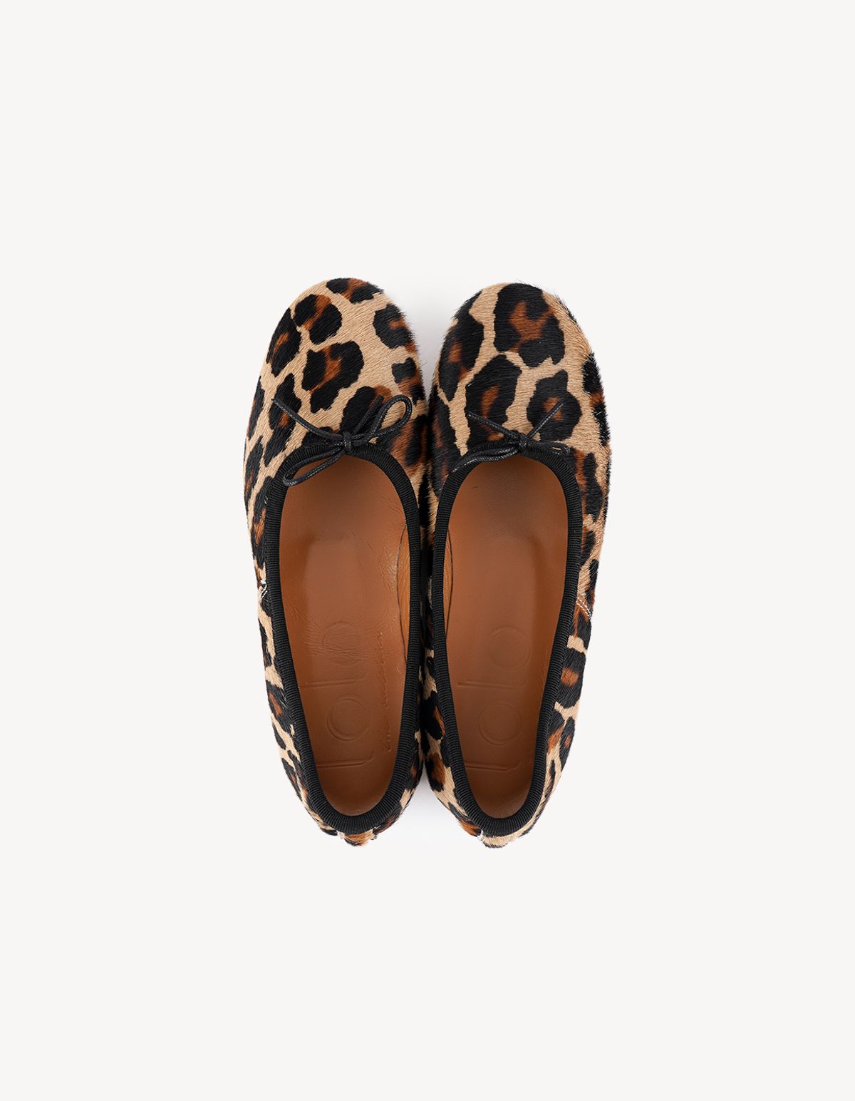 로로 발레리나(LOLOBALLERINA) 볼케이노 발레리나 Cavalino Leopard