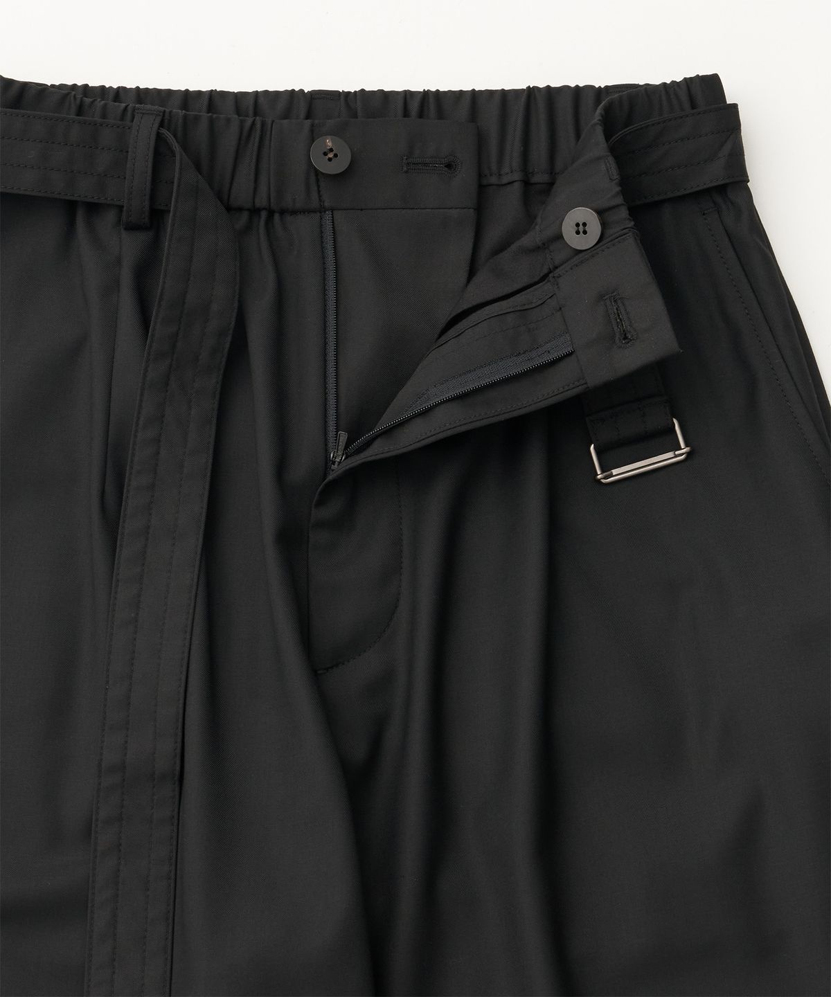 어나더 오피스(ANOTHER OFFICE) Cocoon Banded Pants (Black)