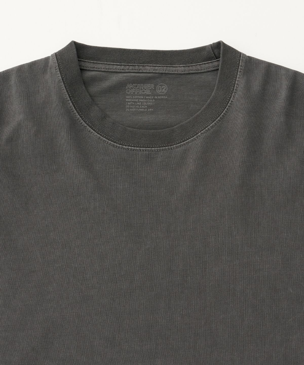 어나더 오피스(ANOTHER OFFICE) Journal Garment T (Charcoal)