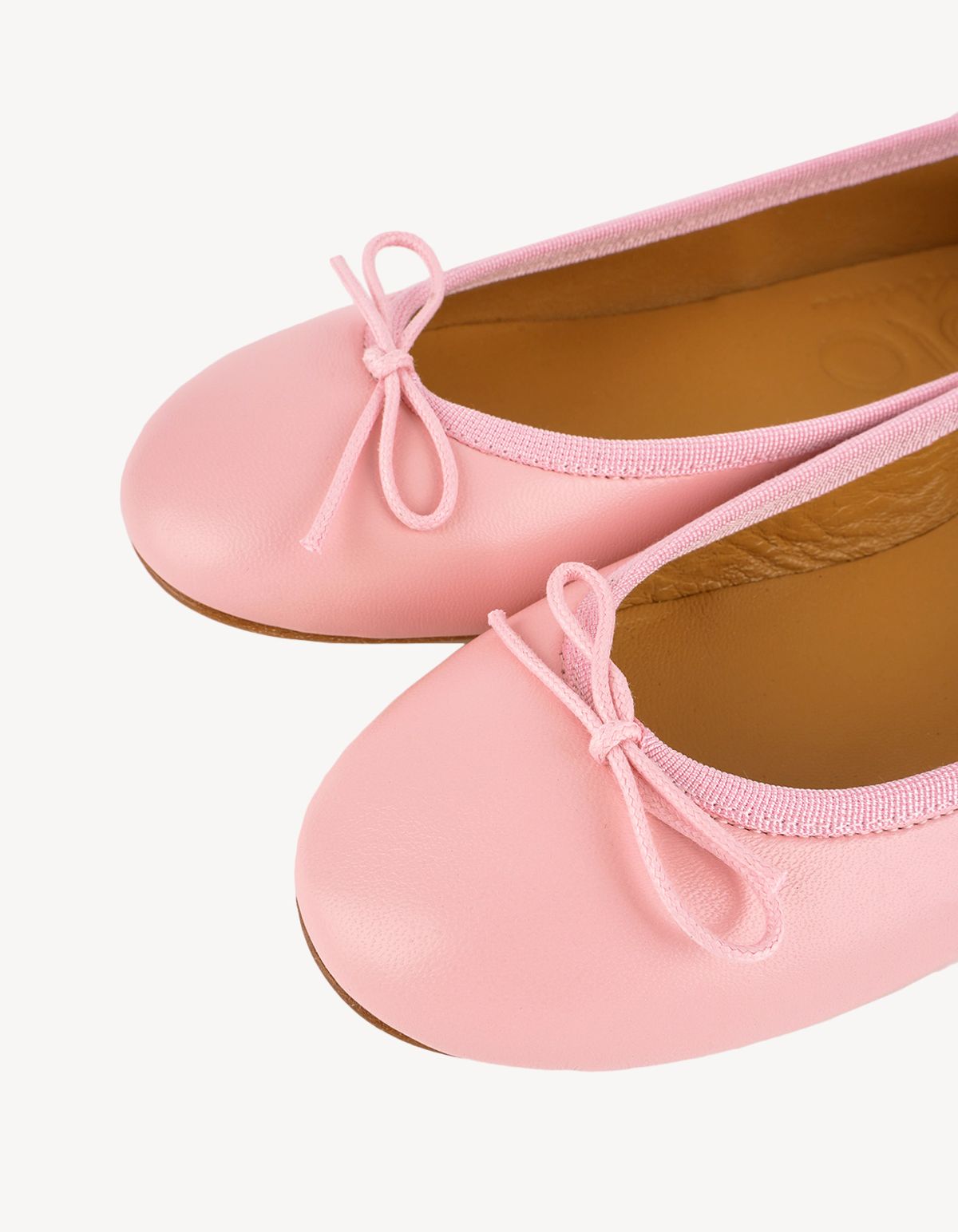 로로 발레리나(LOLOBALLERINA) 카프리 발레리나 Nappa Opera