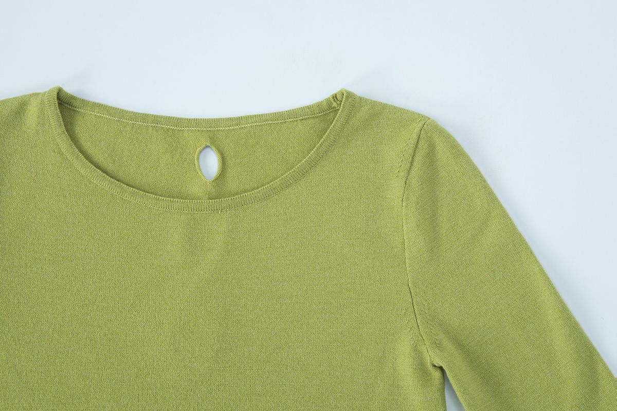 샐러드바구니(SALAD BAGUNI) Back Cut out Knit - olive