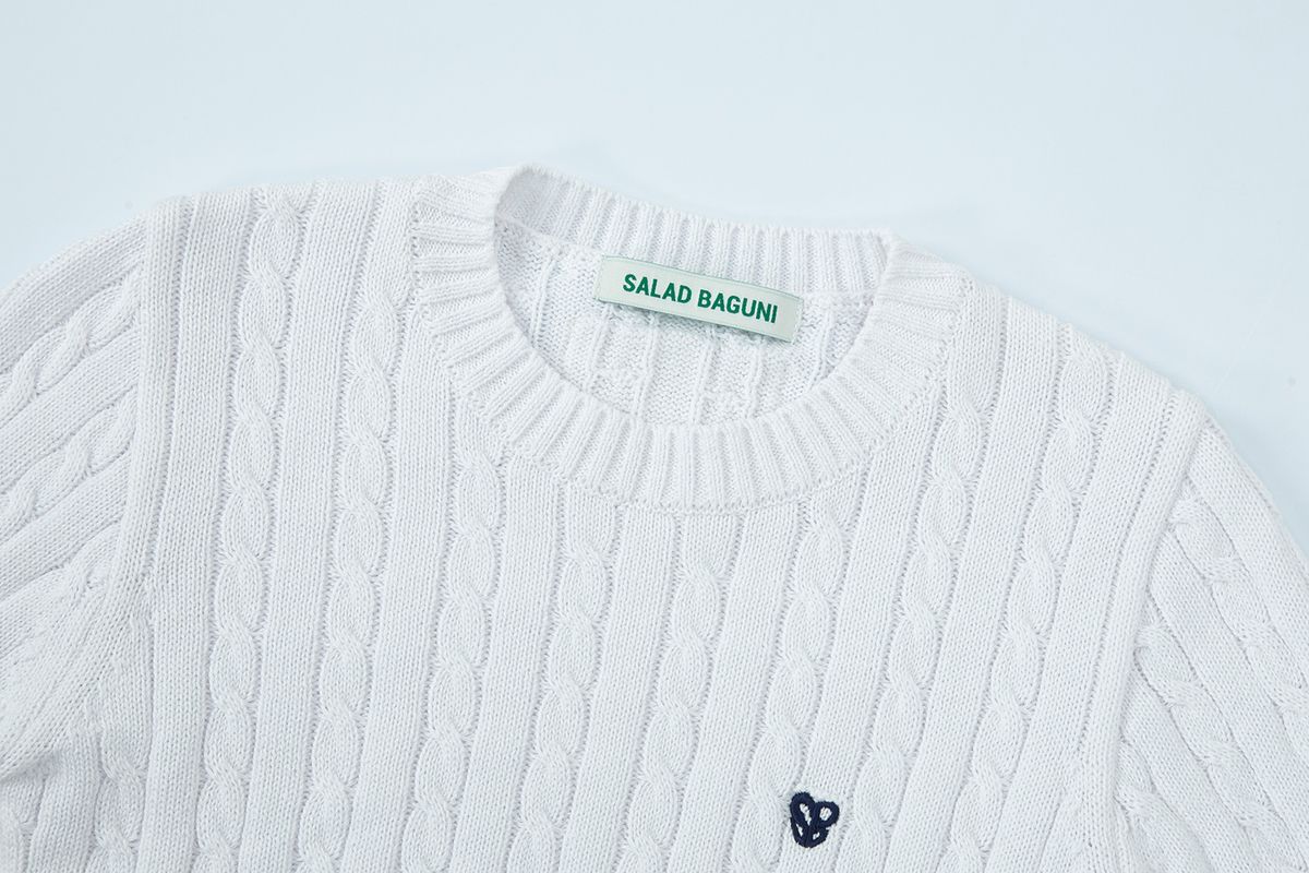 샐러드바구니(SALAD BAGUNI) Unbal Cable Round Knit - white