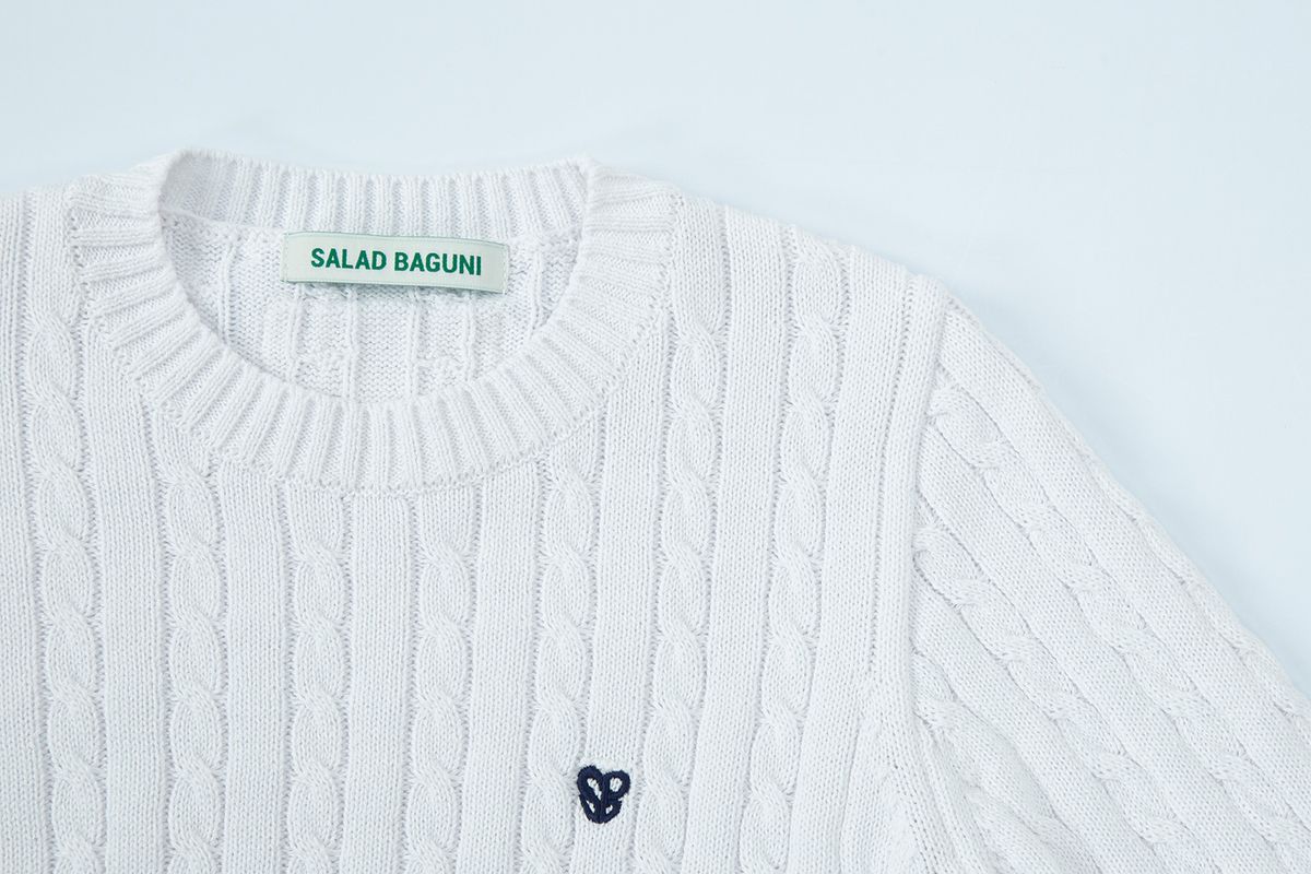샐러드바구니(SALAD BAGUNI) Unbal Cable Round Knit - white