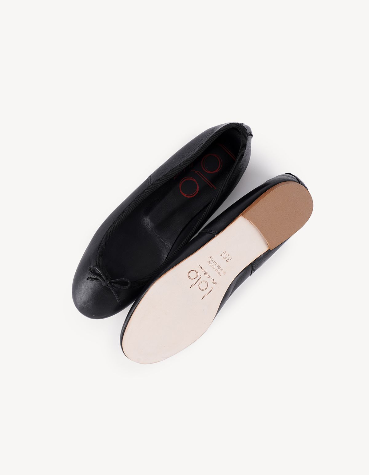 로로 발레리나(LOLOBALLERINA) 카프리 발레리나  Nappa Nero