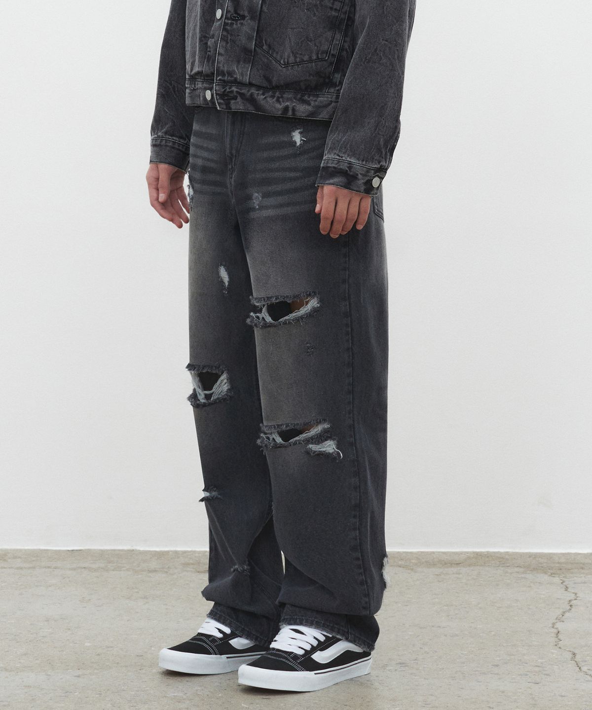 데케트(DECET) Both Sides Destroy Jeans DCPT037BlackB