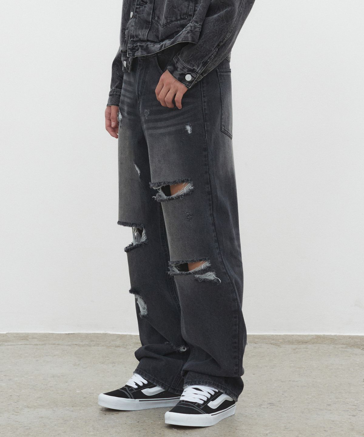 데케트(DECET) Both Sides Destroy Jeans DCPT037BlackB