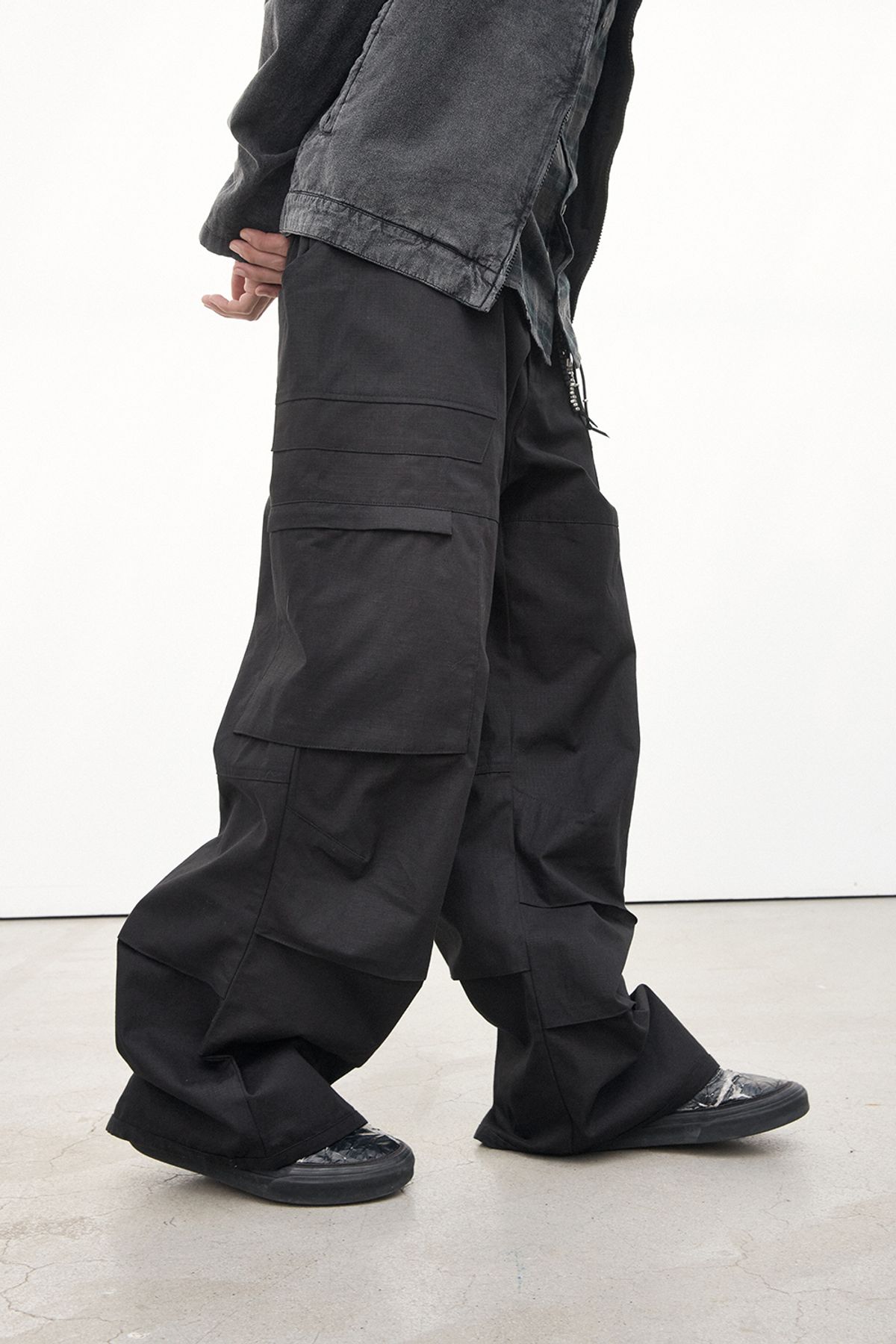 해칭룸(HATCHINGROOM) Fatigue Over Pants Ripstop Black