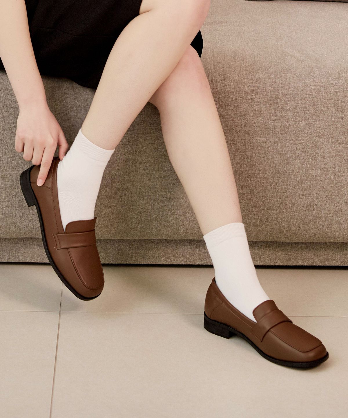 커스텀에이드 우먼(CUSTOMADE WOMAN) 2.5cm 스퀘어토 로퍼 앨리스(CW0064BR)