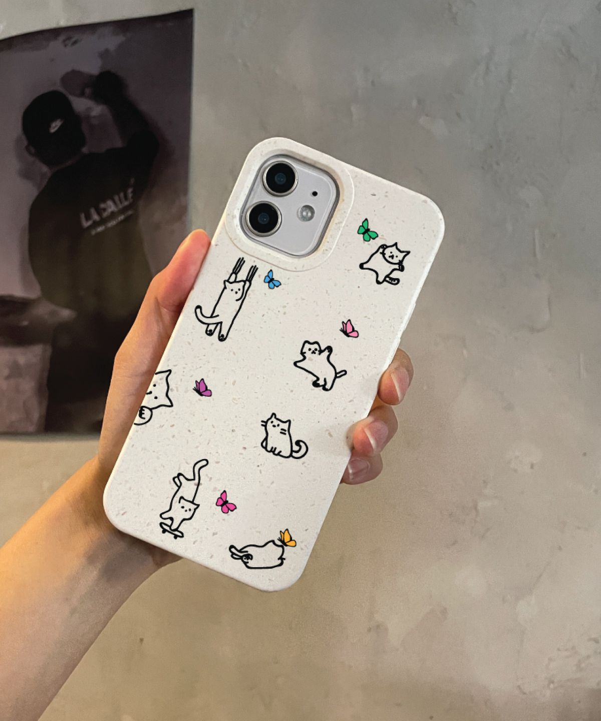 폴라올라(POLAROLA) 밀짚성분으로 유래한 폰케이스 Cats with Butterflies
