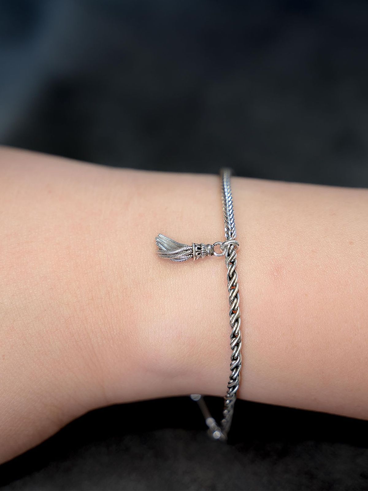 하랑(HARANG) HR 132B_Tassel Half&Half Chain Bracelet