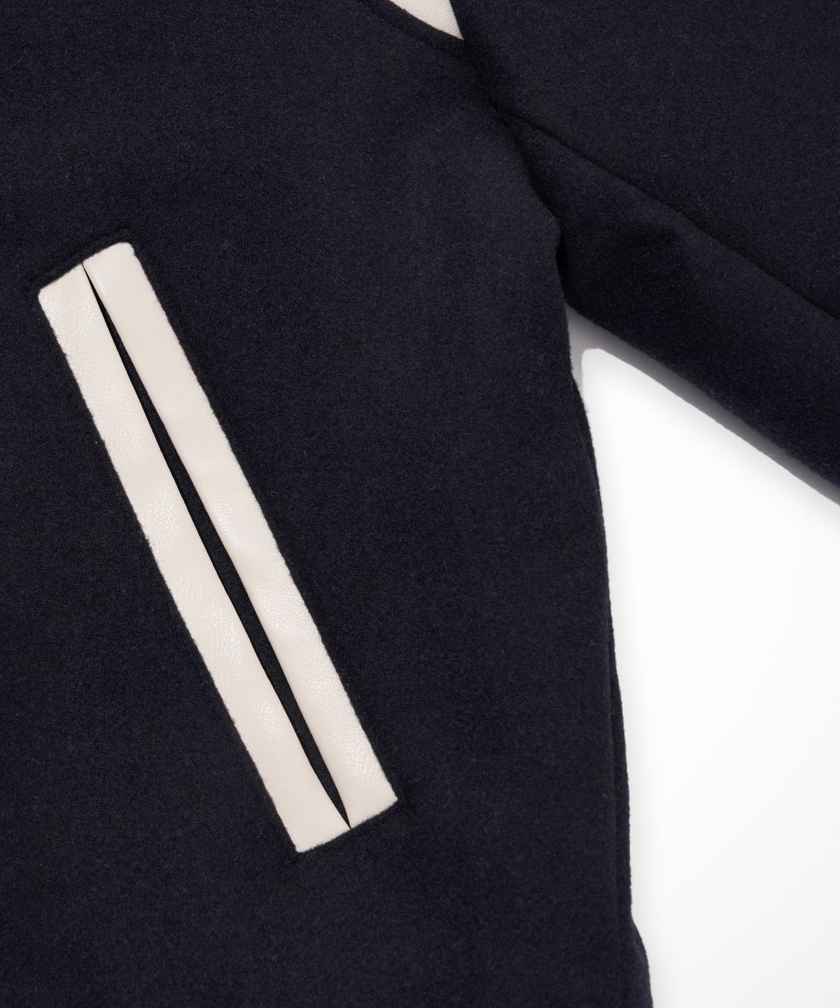 하이퍼리트(HYPERREET) CASHMERE FUR VARSITY JACKET [ DARK NAVY ]