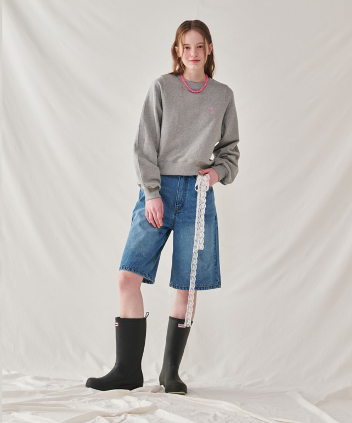 론론(RONRON) VOLUME SLEEVE RIBBON SWEATSHIRT GREY