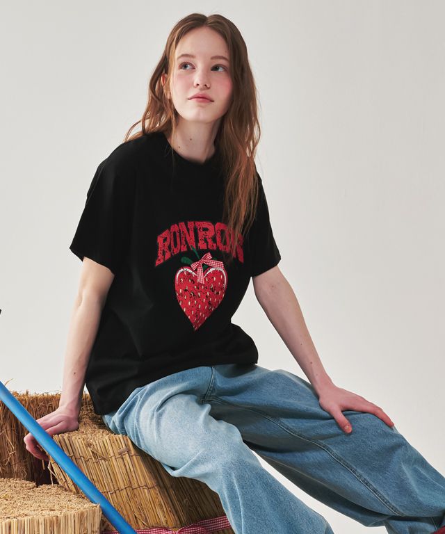 ★2024SS新作★RONRON★ STRAWBERRY RIBBON BASIC FIT T SHIRT MUSINSA | RONRON STRAWBERRY RIBBON BASIC FIT T SHIRT WHITE RED