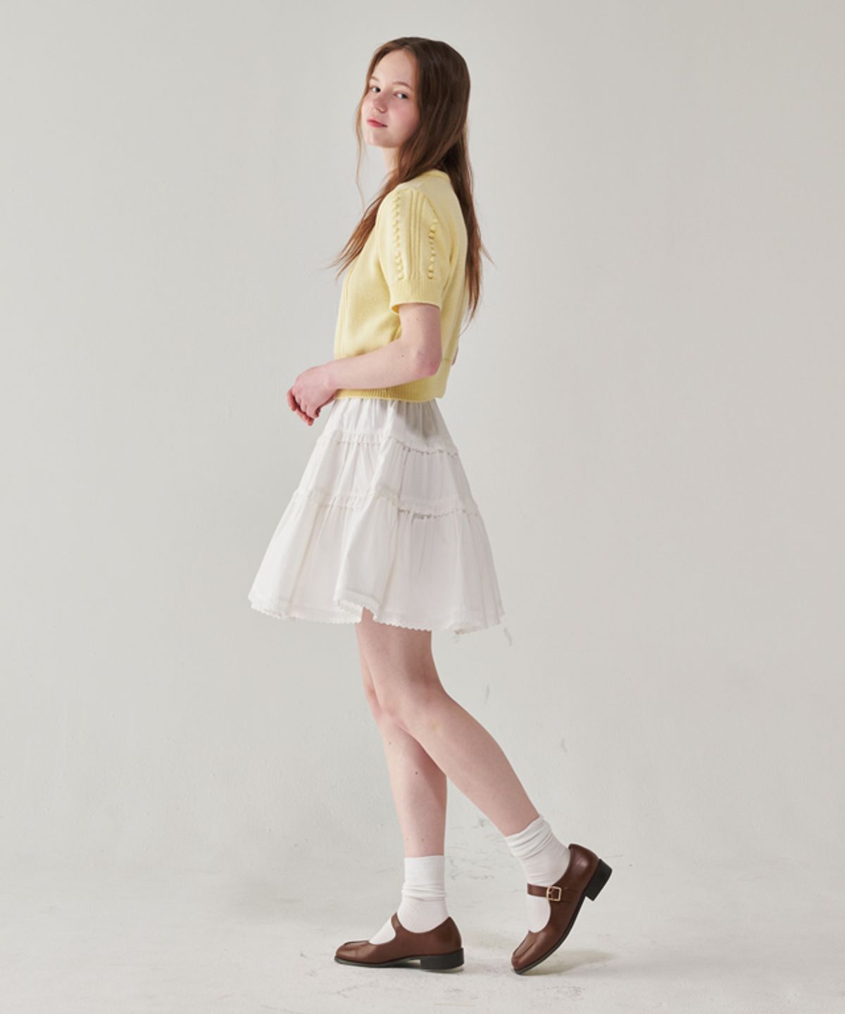 론론(RONRON) EMBO HEART SHORT SLEEVE KNIT BUTTER YELLOW