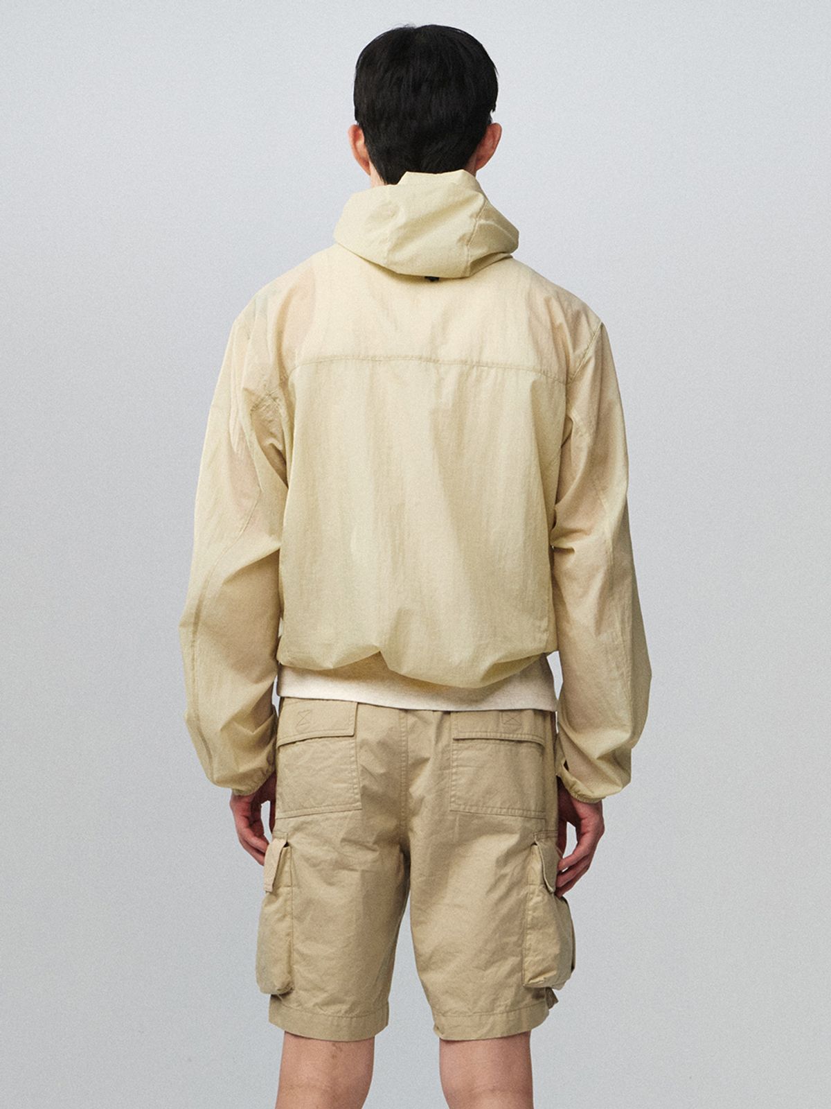 기준 맨(KIJUN MEN) Sheer Windbreaker Beige