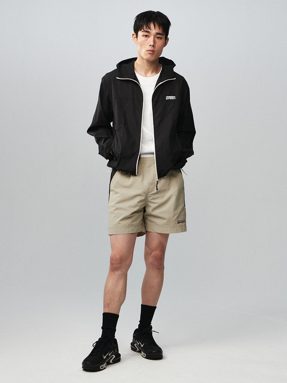 기준 맨(KIJUN MEN) Sheer Windbreaker Black