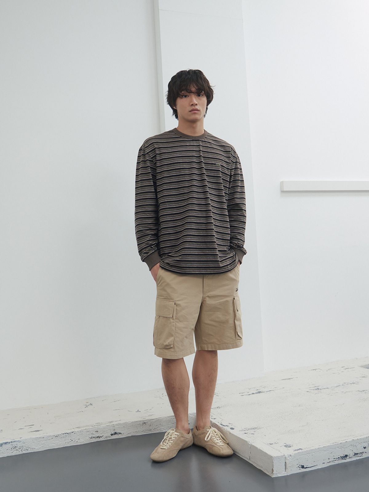 기준 맨(KIJUN MEN) Logo Cargo Shorts Beige
