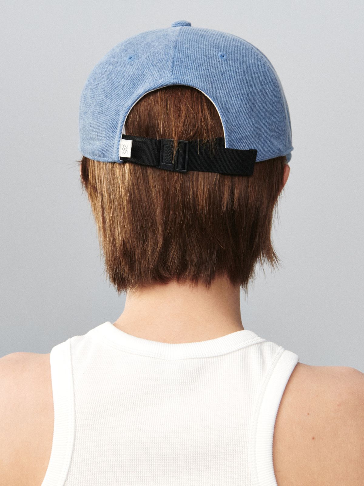 기준(KIJUN) Corsage Camp Cap Light Blue