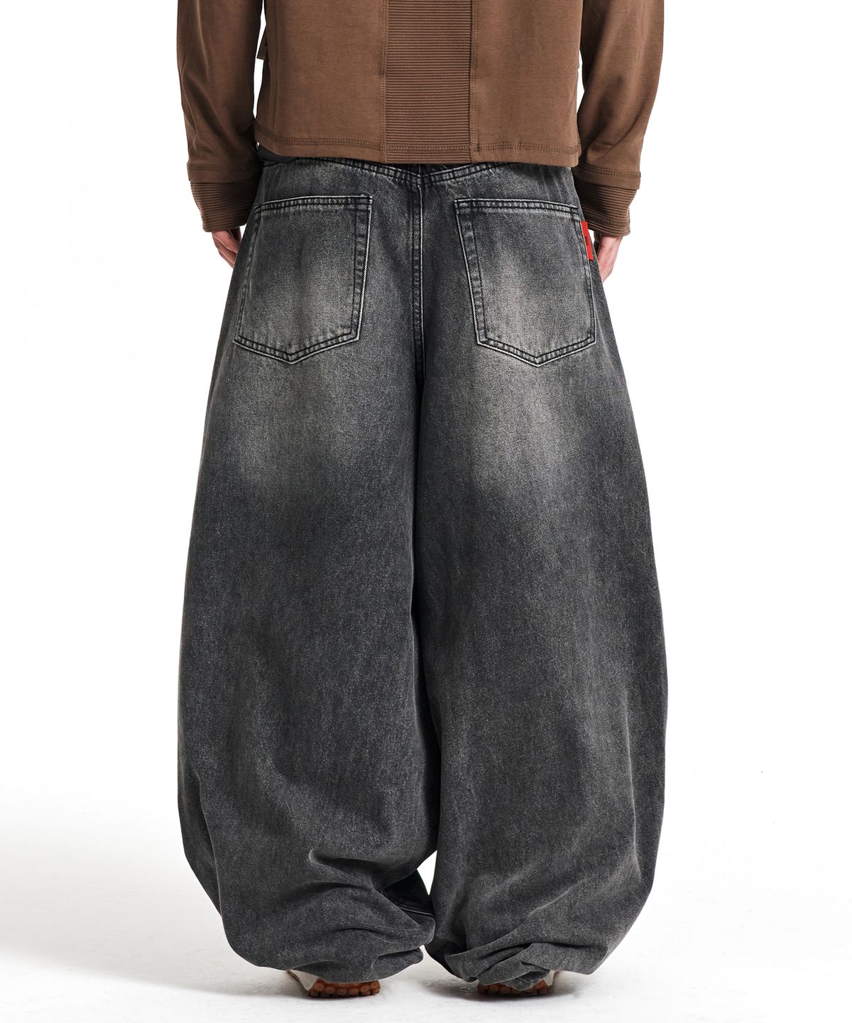 기철(KICHUL) BALLOON FIT DENIM PANTS (WASHED GREY)