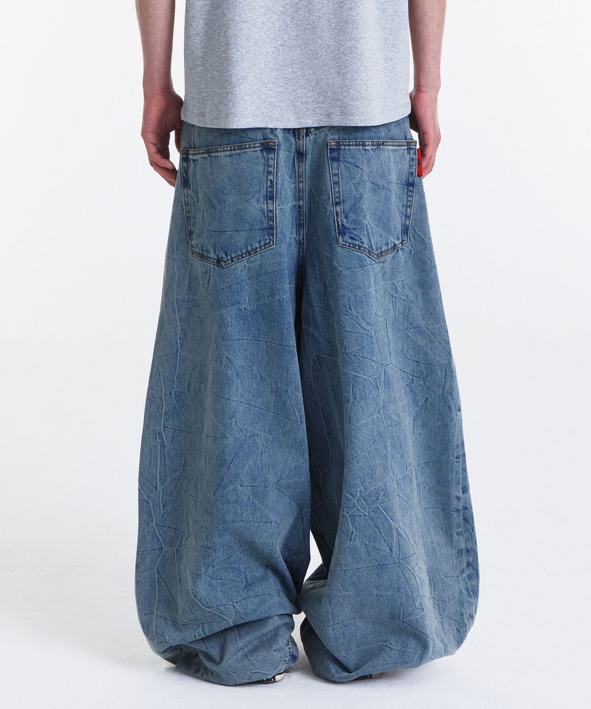 기철(KICHUL) BALLOON FIT DENIM PANTS (MID BLUE)