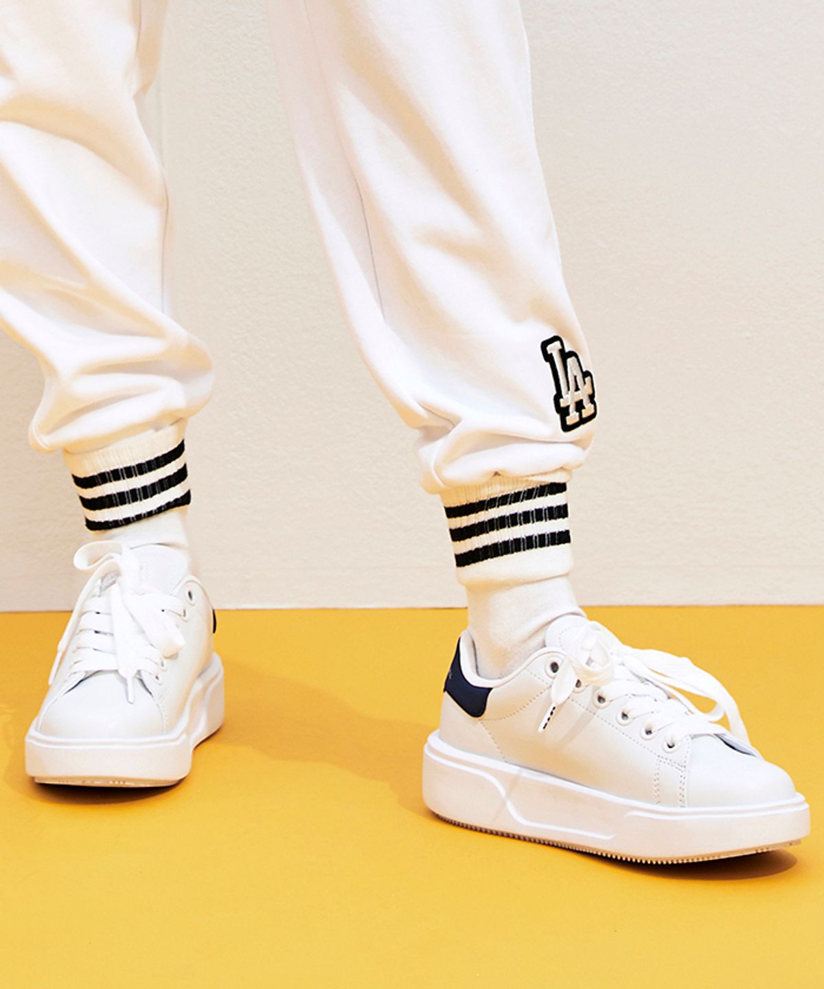 엠엘비(MLB) 청키클래식 A LA (White)