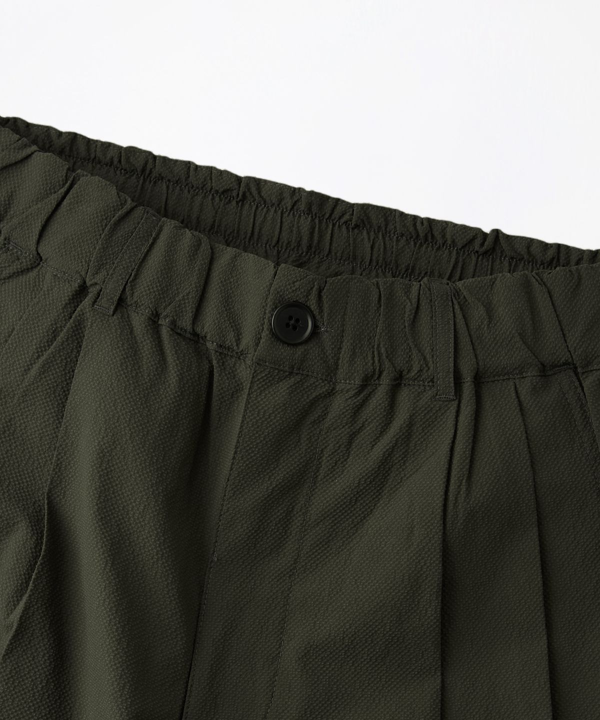 아웃스탠딩(OUTSTANDING) SEERSUCKER COMFORT PANTS_CHARCOAL