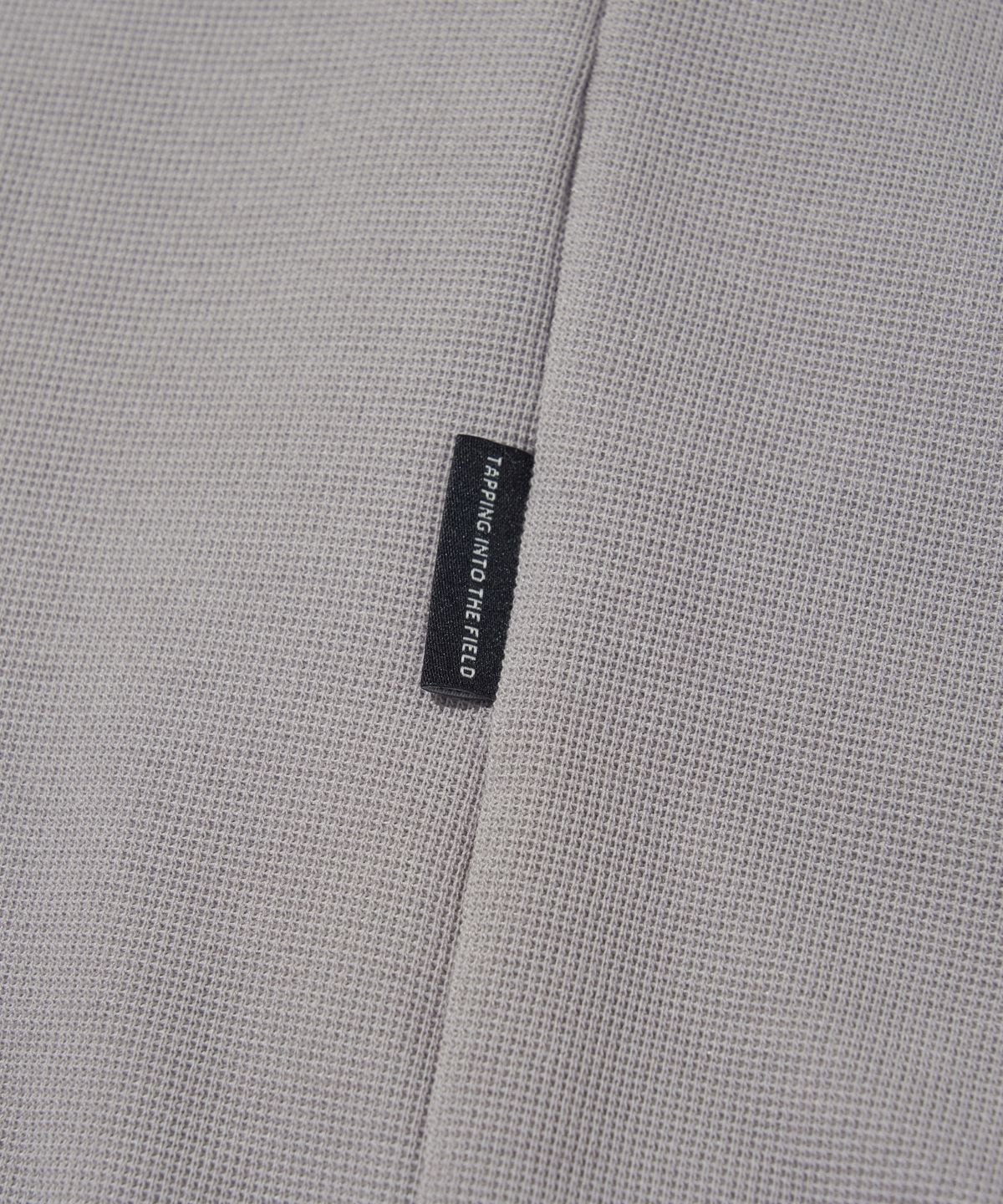 웰터 익스페리먼트(WELTER EXPERIMENT) STRETCH WAFFLE PULLOVER_LIGHT GRAY_WOL088