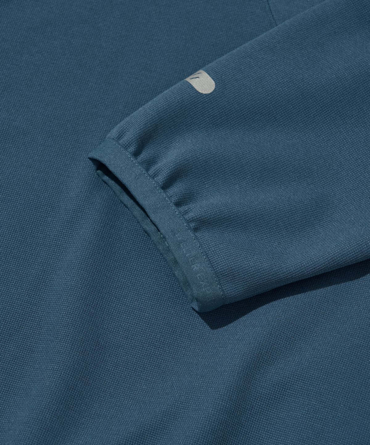 웰터 익스페리먼트(WELTER EXPERIMENT) STRETCH WAFFLE PULLOVER_BLUE_WOL089